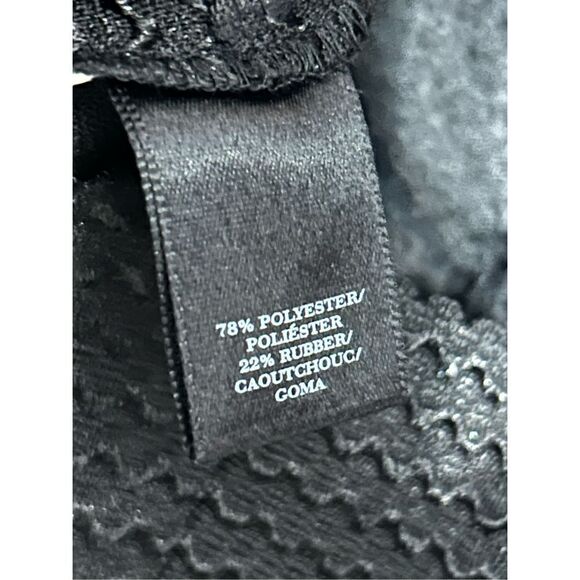 Ann Taylor black pull‎ on skirt size 2 - Picture 9 of 9